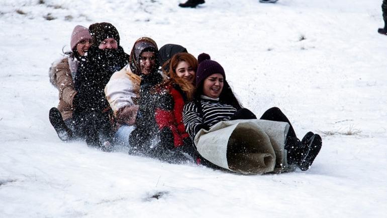 Uludağ'da kayak sezonu başladı