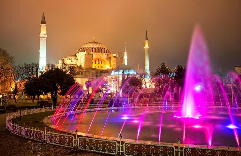 İstanbul Avrupa'nın en hızlı büyüyen 'mega şehri' olacak