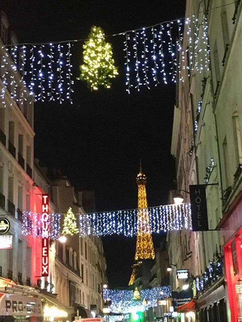 Paris’in en iyi yeni yıl fotoğraf noktaları