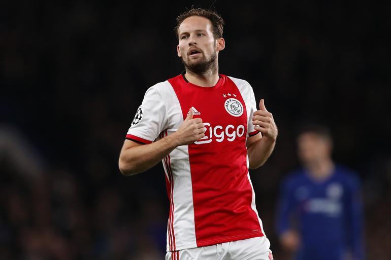 Ajax taraftarları Daley Blind'i yalnız bırakmadı