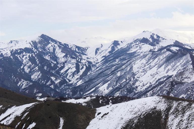 Tunceli'de doğa karla kaplanınca eşsiz güzellikler ortaya çıktı