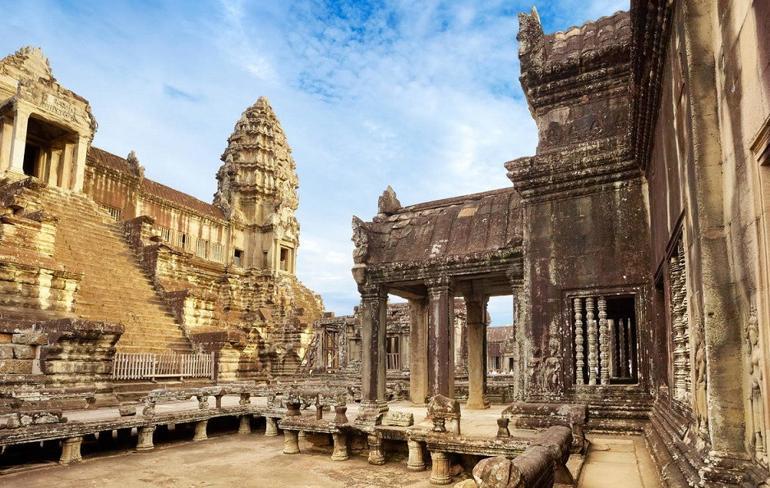 Kamboçya'nın büyülü güneşi: Angkor Wat gezi rehberi