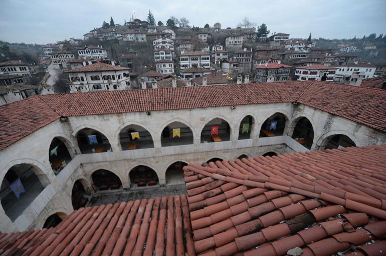 Tarihi Cinci Hanı geçmişten geleceğe uzanıyor