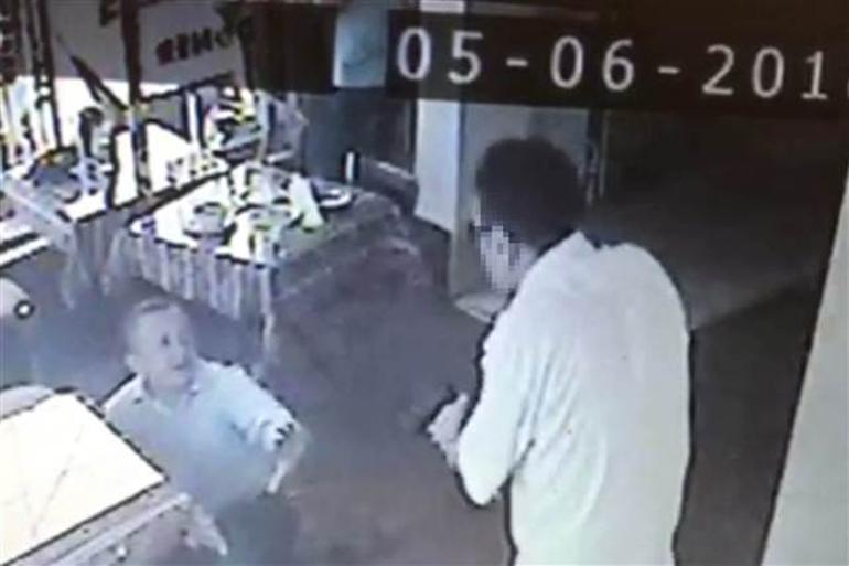 Kızını taciz eden kişiyi çekiçle öldürmüştü... Cezası belli oldu