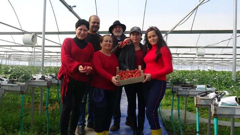 Fotoğrafçı ve profesör eşi el ele verdi! Tonlarcasını satıyor...