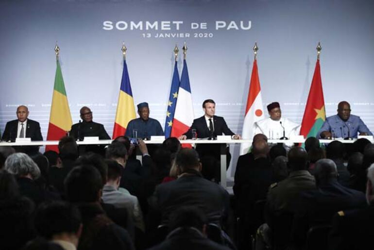 Fransa Sahel bölgesine ilave 220 asker gönderecek