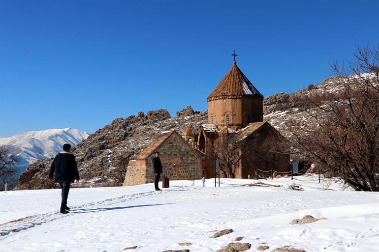 Akdamarda kış güzelliği