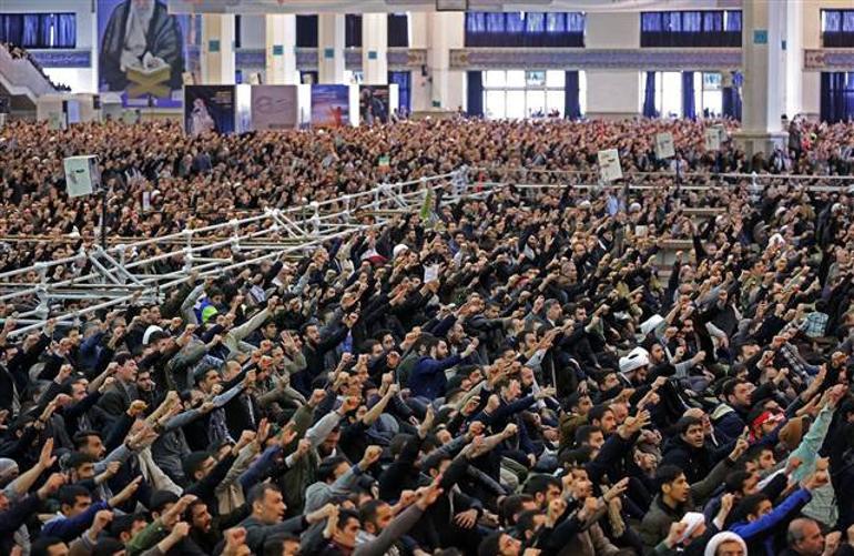 Tüm dünyanın gözü ondaydı... Hamaney'den çok sert mesajlar