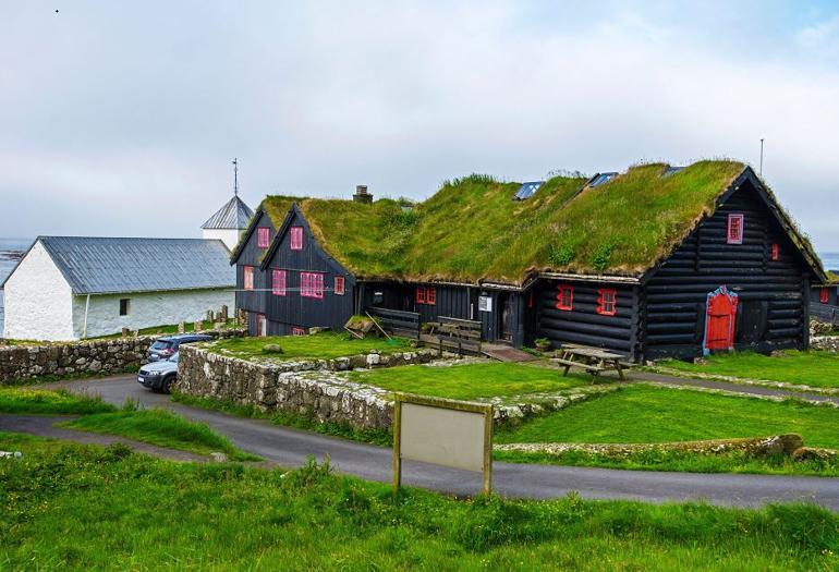 Bir Viking diyarında dünyanın en eski ahşap kitap odası