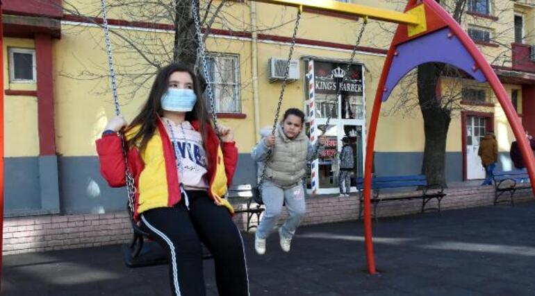 Bulgaristan'da grip alarmı! 700 okulda eğitime ara verildi