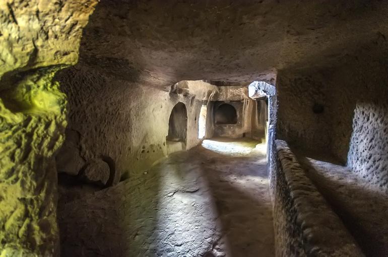 Kapadokya'nın gizli hazinesi Keşlik Manastırı