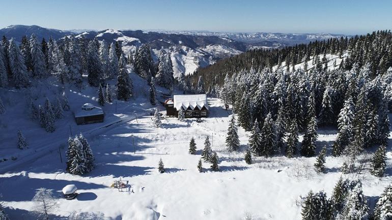 Karadeniz yaylaları kış mevsiminin tüm güzelliğini yansıtıyor