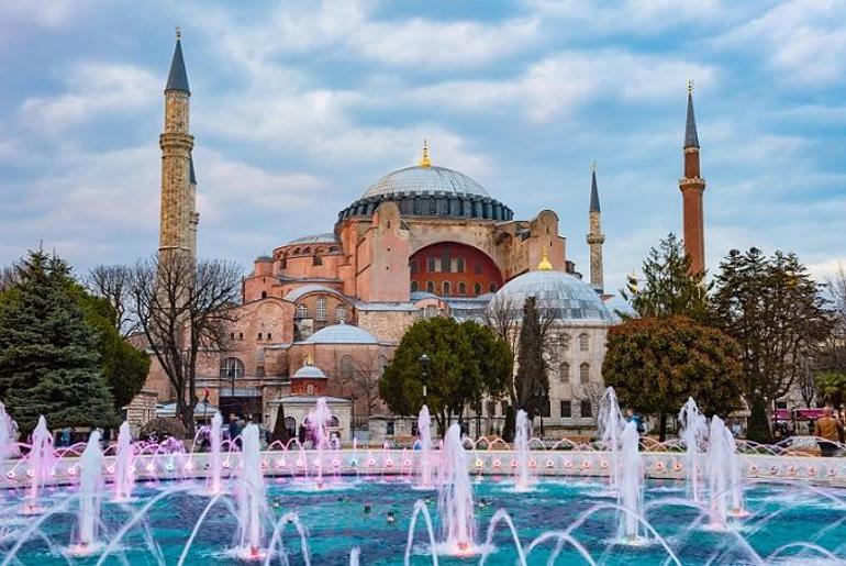 Ayasofya 2019'da en çok ziyaret edilen müze oldu