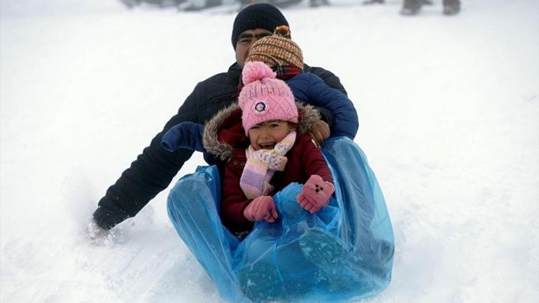 Aladağ, kayak tutkunlarını ağırlamak için tesisleşmeyi bekliyor