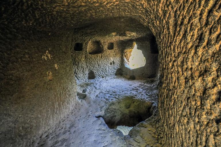 Kapadokya’nın görkemli yapısı Aziz Nikola Manastırı