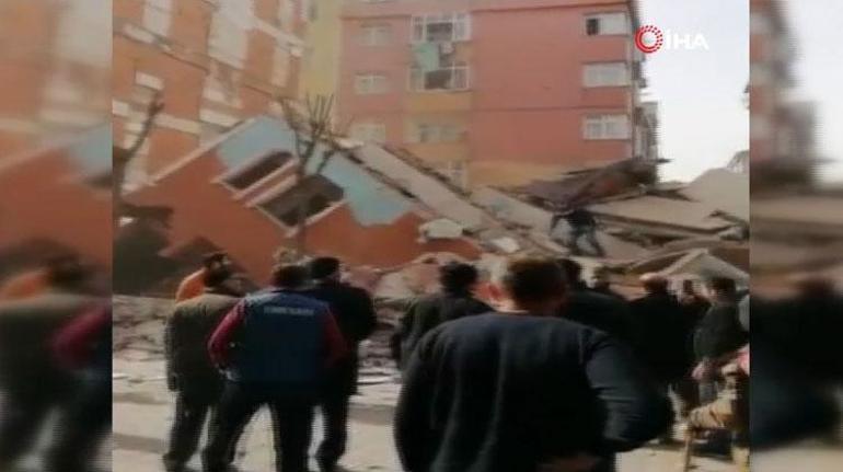 Son dakika haberler... İstanbul Bahçelievlerde bir bina çöktü