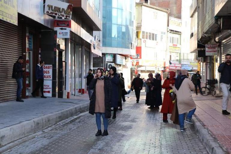 Son dakika haberler: İranda 5.9 büyüklüğünde deprem Van çevresinde de hissedildi