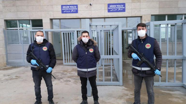 Son dakika haberler... Türkiye koronavirüs nedeniyle İran sınırını kapattı