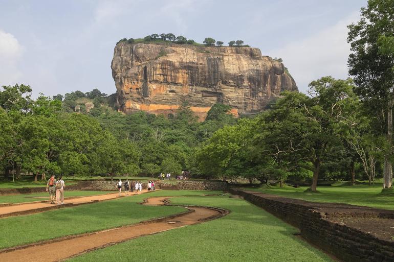 Sri Lanka'nın ünlü kaya kalesi: Sigiriya