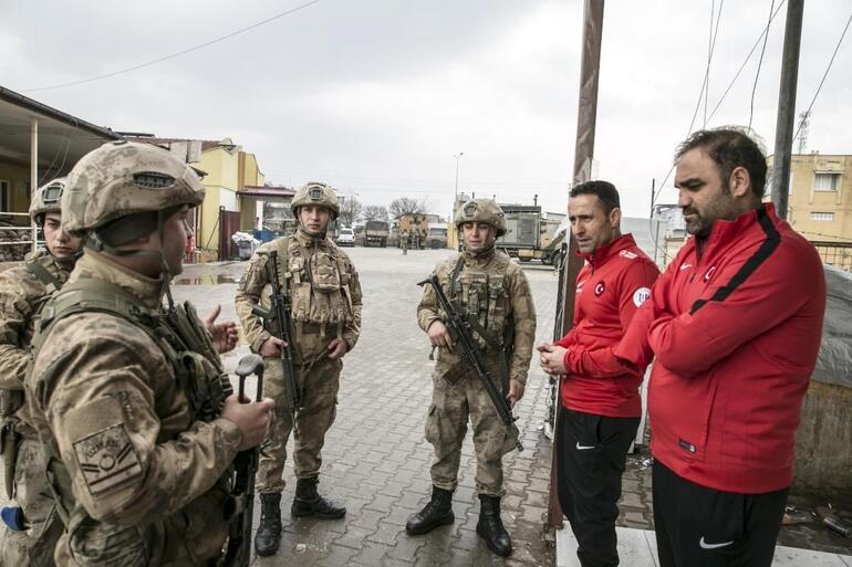 Osman Çakmak, Hatay'da askerlerimizi ziyaret etti