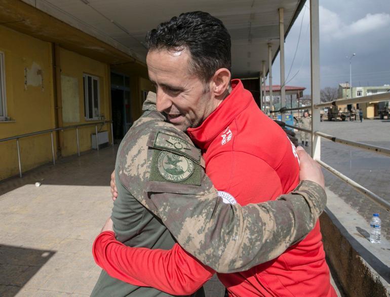 Osman Çakmak, Hatay'da askerlerimizi ziyaret etti