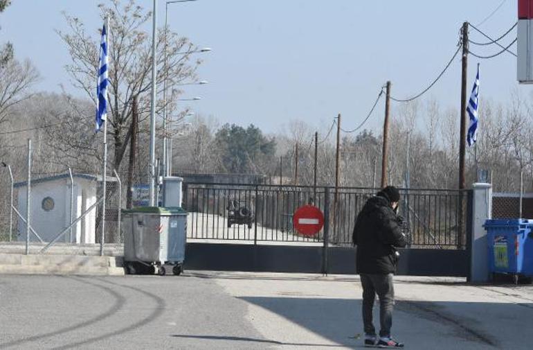 Sınırı geçen göçmenler, Yunanistan'ın iç kesimlerine ilerliyor