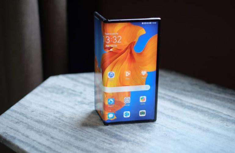 Huawei Mate Xs satışa çıktı, saniyeler içinde tükendi