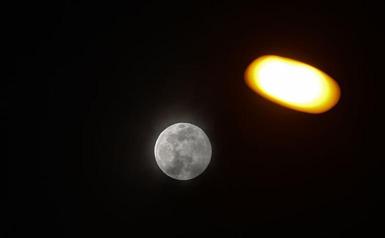 Süper Ay tutulması İstanbulluları büyüledi