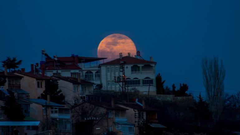 Eşsiz dolunay manzaraları