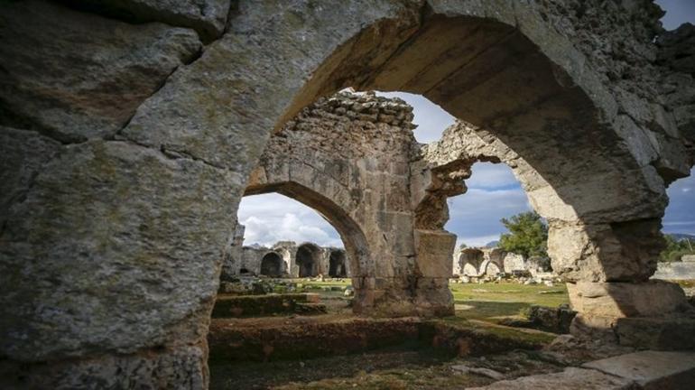 Antalya'nın hanları tarihin izlerini günümüze taşıyor