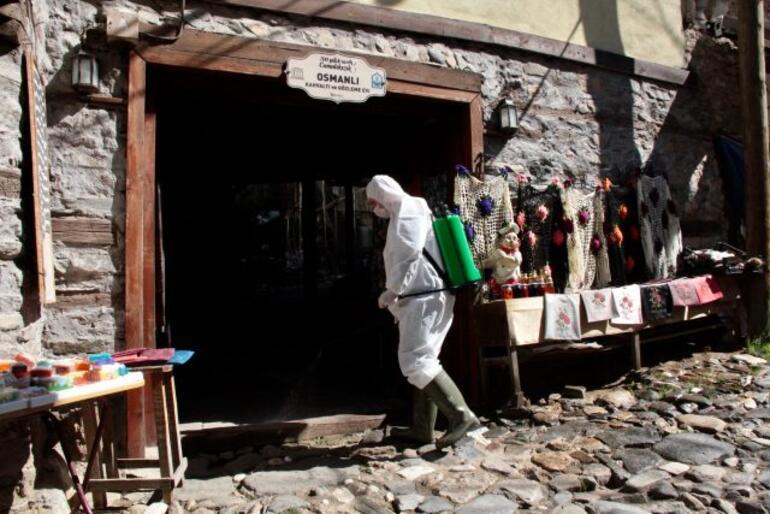 Tarihi Osmanlı köyü Cumalıkızık dezenfekte edildi