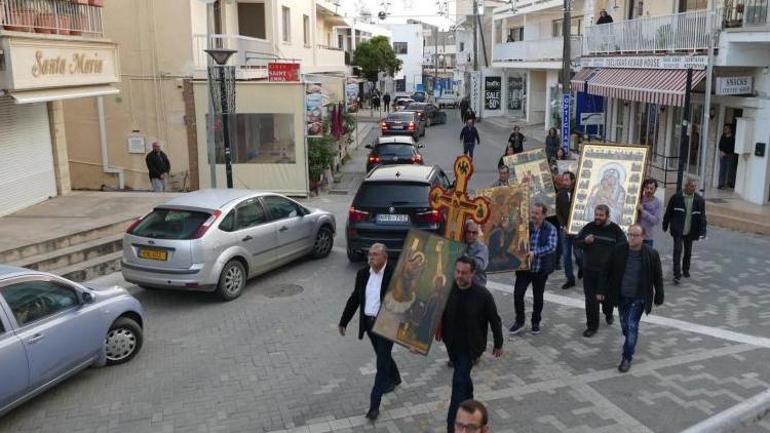 Güney Kıbrıs Rum Kesimi’nde papazlardan ‘corona virüs’ duası