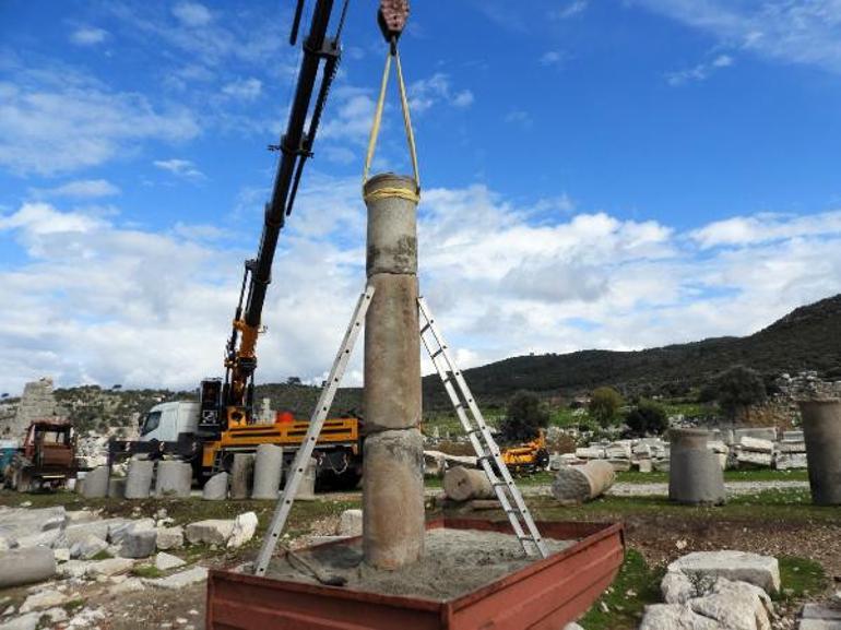 Patara'nın dev sütunları yerlerine dikiliyor