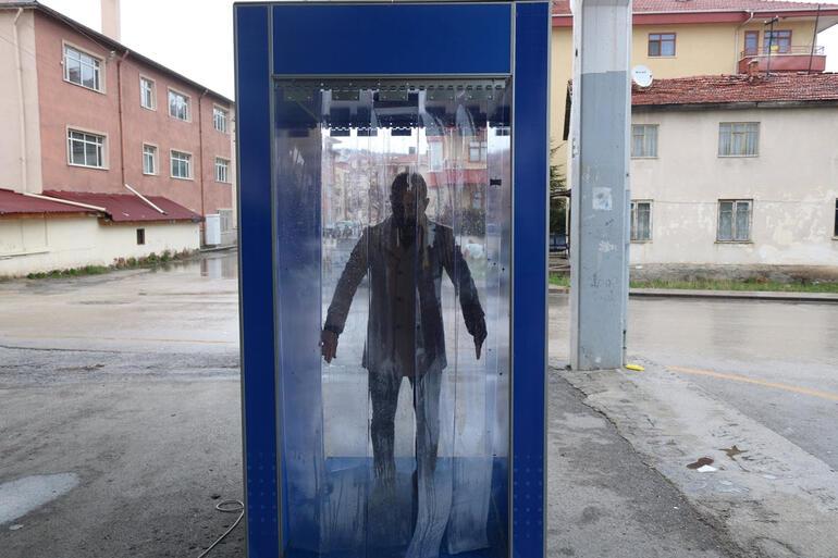 Ankara'da iki firma "dezenfektan kabini" üretti