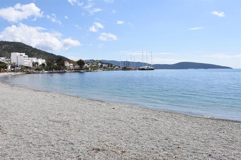 Turizm merkezlerinde 'Evde kal' çağrısına uyuldu