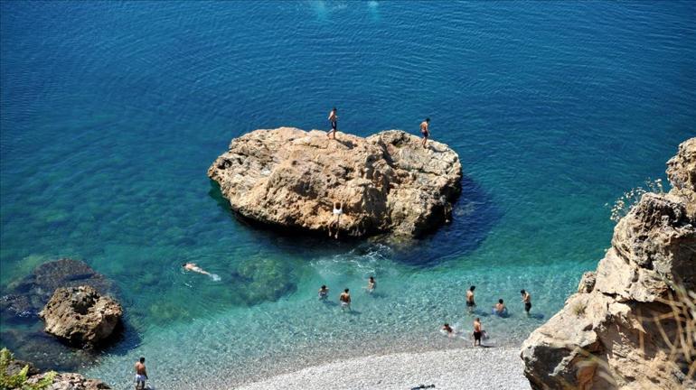 Turizmciler corona virüs salgını sonrası dönemden umutlu