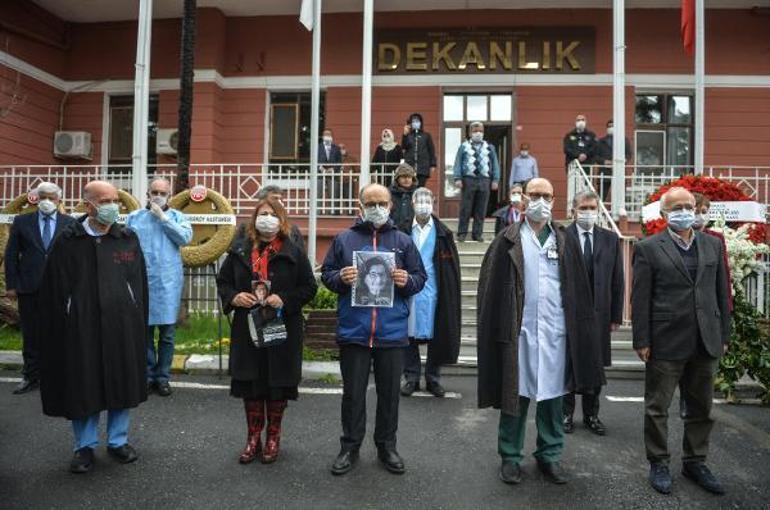 Cerrahpaşa Tıp Fakültesinde zaman durdu... Gözyaşlarını tutamadılar