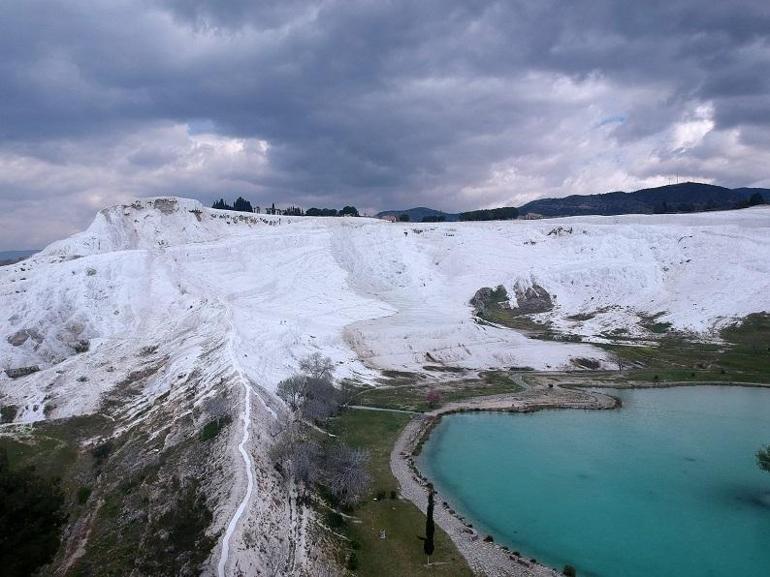 Pamukkale Travertenleri nasıl oluştu? Uzmanı açıkladı...