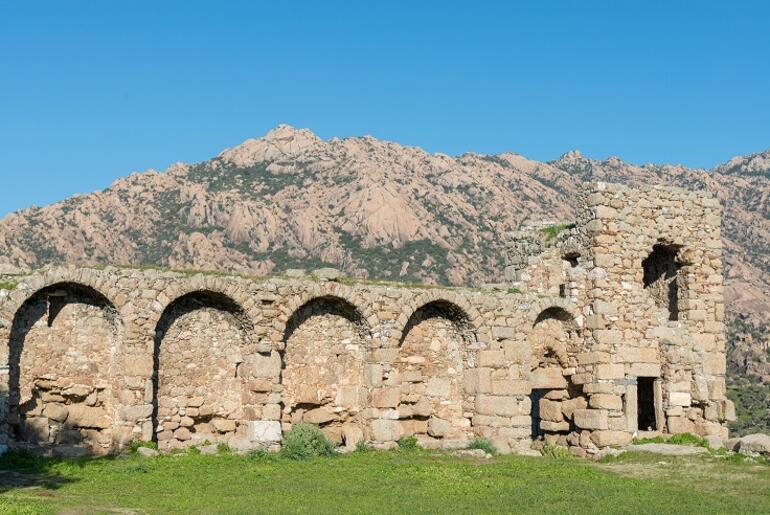 Ay ışığının dünyaya en ihtişamıyla yansıdığı yer: Kapıkırı ve Heraklia Antik Kenti