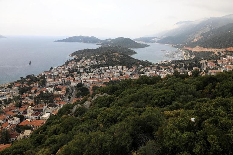 Kaş Belediye Başkanı Ulutaş: Bu süreçte vaka görülmeyen ilçemize gelmeyin