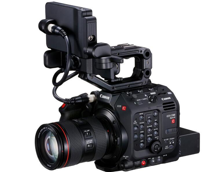 Canon'dan yeni nesil fotoğraf makinesi ve lens​