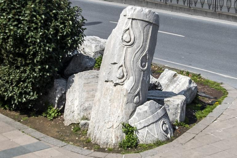 Beyazıt'ta Roma İmparatorluğu'ndan bir iz: Theodosius Zafer Takı