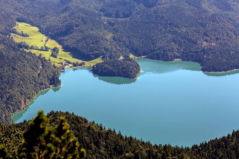 Her mevsim farklı güzel: Walchen Gölü