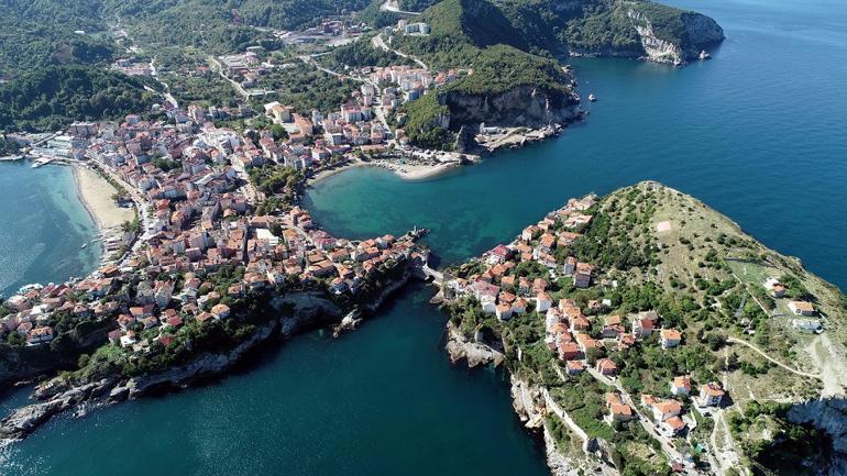 Koronavirüsün görülmediği Amasra'da plajlar boş kaldı