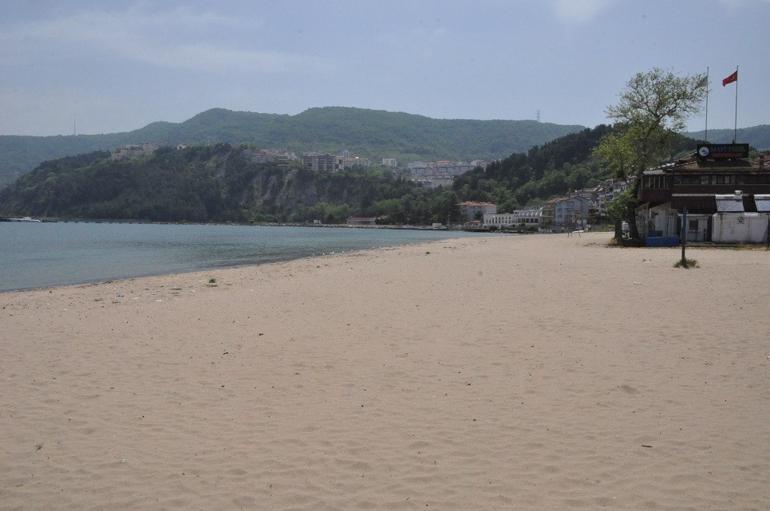 Koronavirüsün görülmediği Amasra'da plajlar boş kaldı