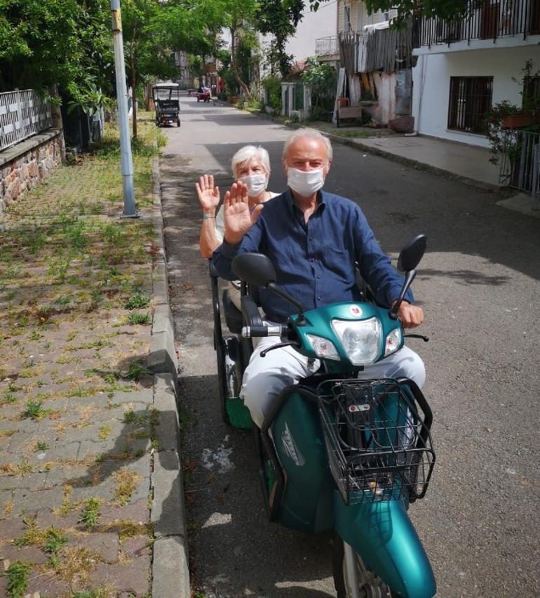 Ediz Hun ve eşi Berna Hun'un Büyükada turu