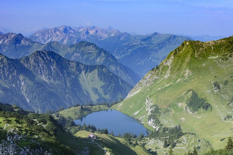 Zirvedeki göl: Seealpsee