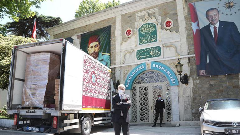 Acun Ilıcalı, Darülaceze sakinlerinine bir kamyon çikolata gönderdi