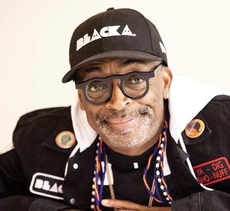 Spike Lee: Artık umutluyum. Çünkü beyaz kardeşlerimiz de bizimle birlikte sokakta