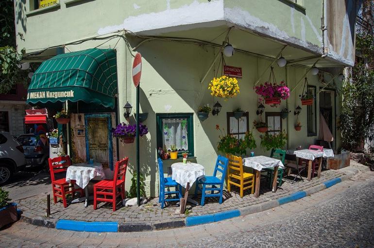 Yeni normalde şehrini baştan keşfet! İstanbul’un en otantik üç semti…